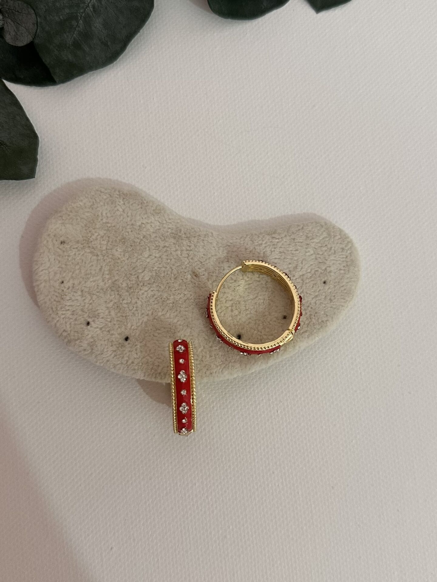 Çelik Mineli Halka Küpe