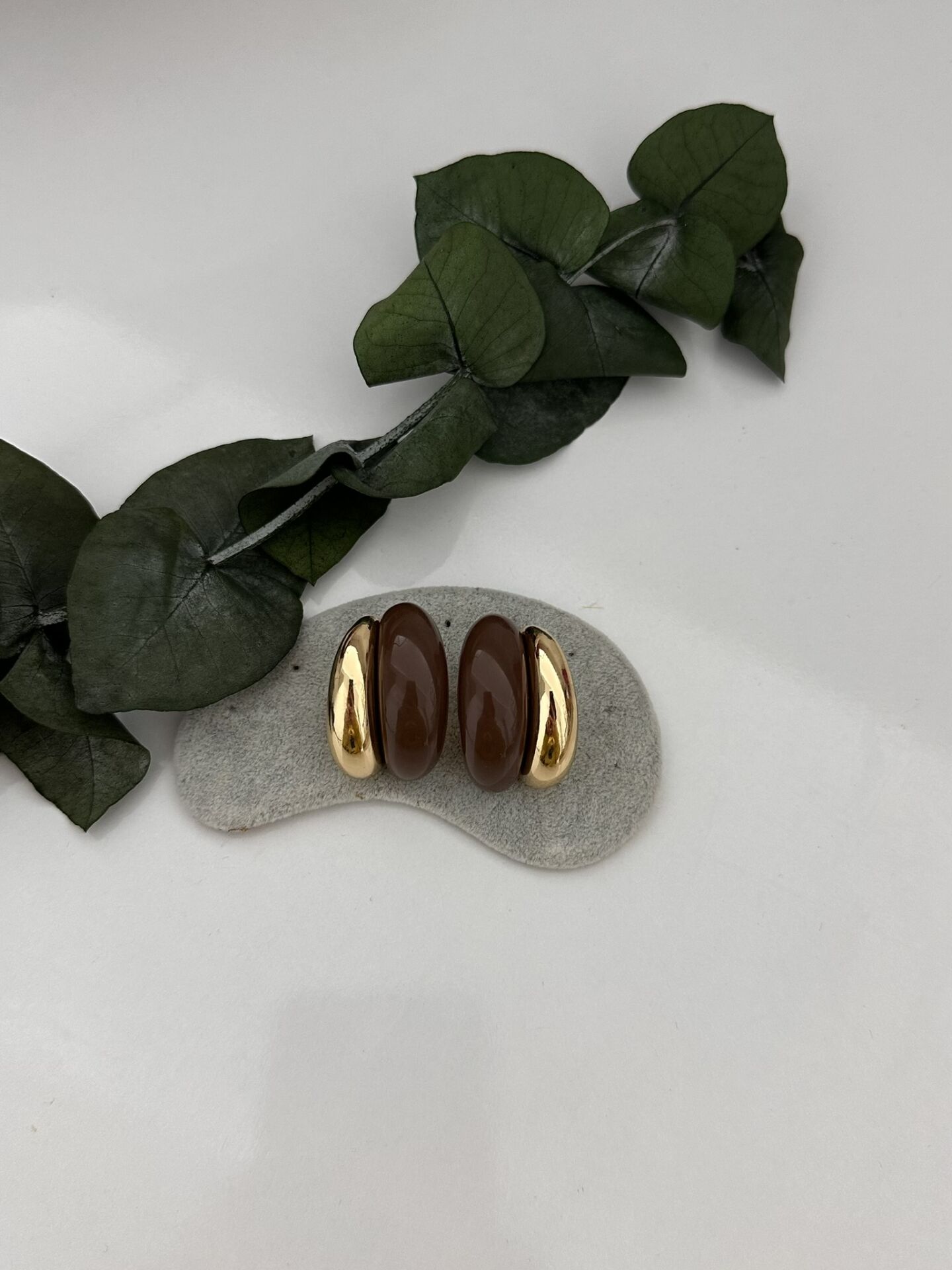 Gold Detay Kahverengi Küpe