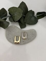 Çelik Kare Taş Detaylı Küpe