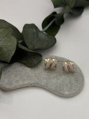 Zirkon Taş Çapraz Kare Model Küpe