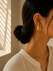 Plaka Model Gold Küpe