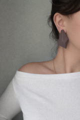 Kahverengi Damla Model Küpe