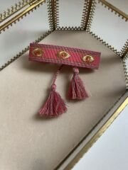 Göz Figür İşlemeli Örme Pembe Bileklik