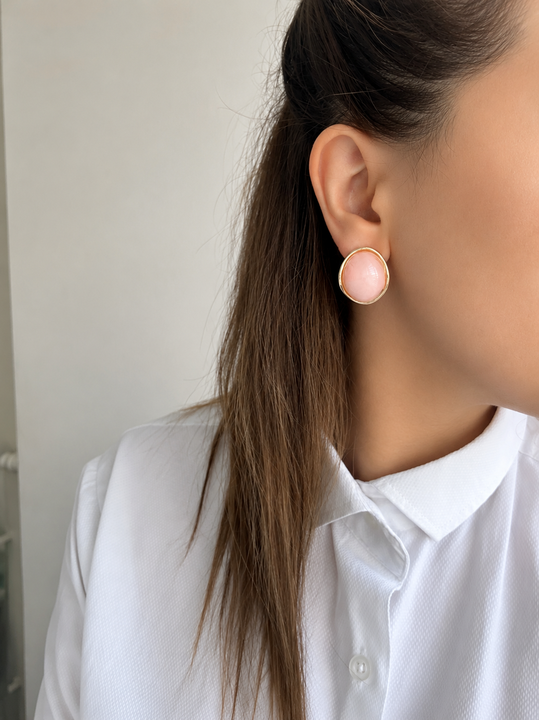 Düğme Model Pembe Renk Çelik Küpe