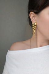 Vintage Model Sallantılı Gold küpe